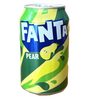 Lattina di bibita gassata FANTA Pera (Pear) proveniente dal Regno Unito (UK). La lattina mostra i colori vivaci e il frutto della pera in primo piano. Soft drink frizzante, dolce e sorprendente, da collezione e difficile da trovare in Italia.