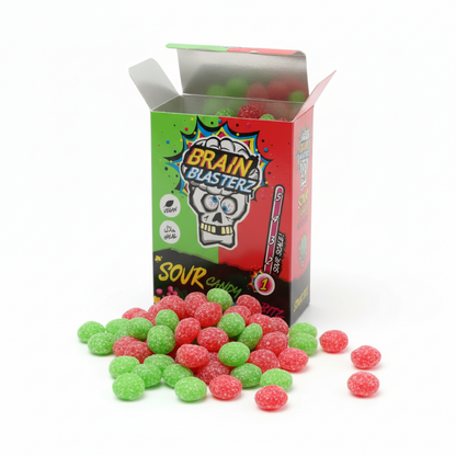Barattolo trasparente pieno di mini caramelle verdi e rosse, rappresentando il mix perfetto di mela verde e fragola. Ideale per collezionisti e amanti delle candy challenge.