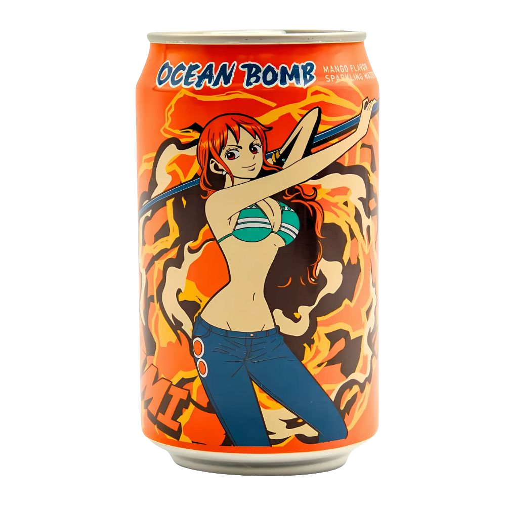 Lattina di bevanda frizzante OCEAN BOMB al gusto Mango, in edizione speciale da collezione ONE PIECE. La lattina dorata/arancione presenta il nuovo design del personaggio anime Nami. Bibita tropicale, dolce e dissetante, importata da Taiwan.